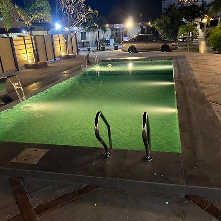 Dhania Cenang Beach Motel Pantai Cenang  Buitenkant foto